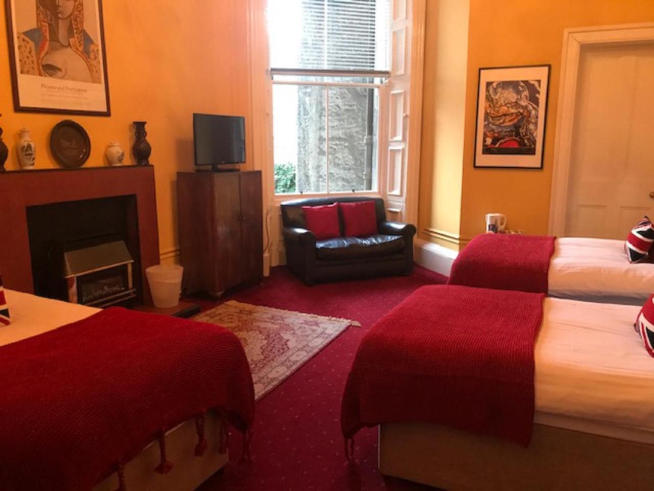 22 Chester Street 3* Edinburgh